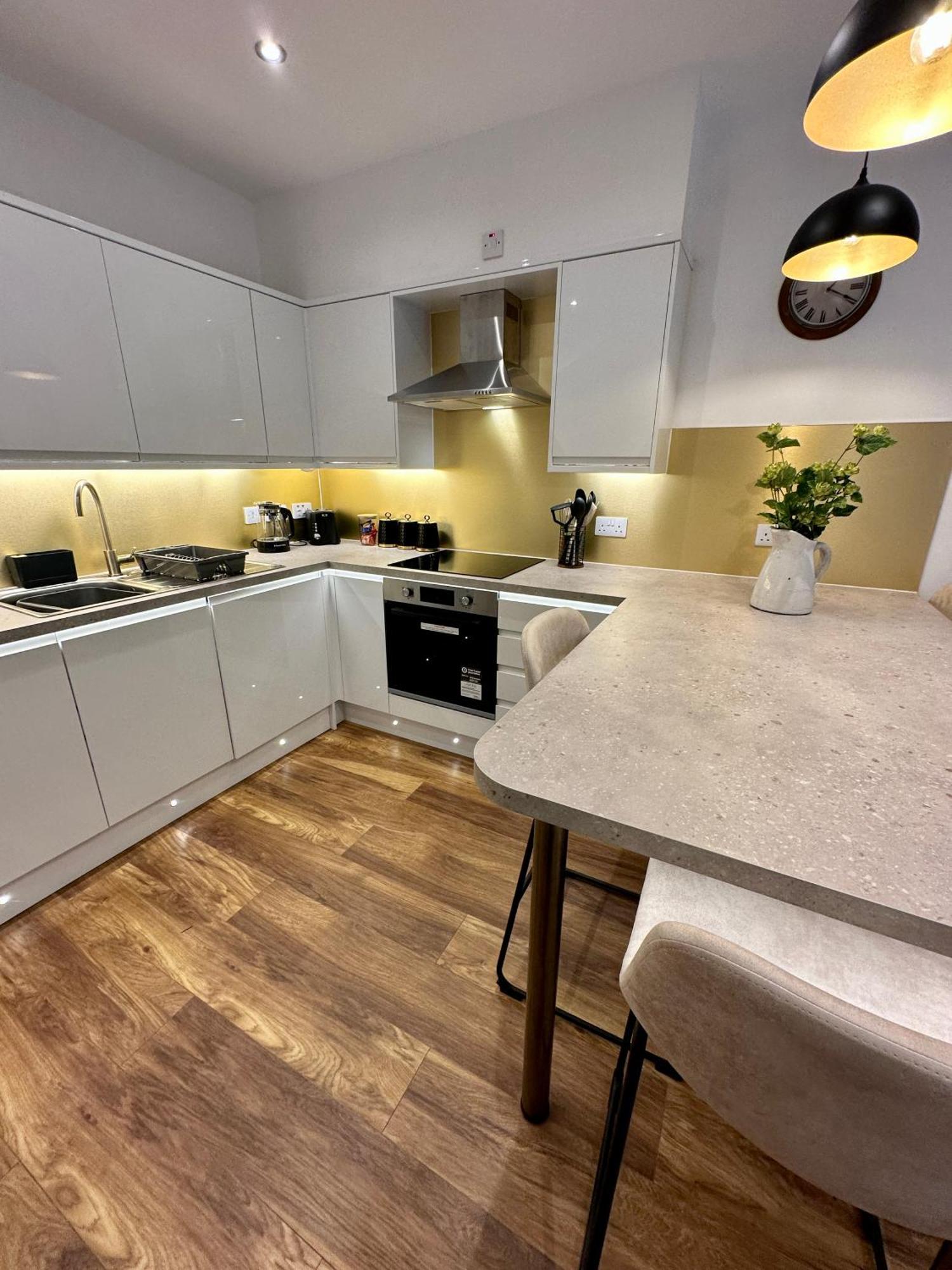 פורט ויליאם 2 Sheraton Apartments מראה חיצוני תמונה