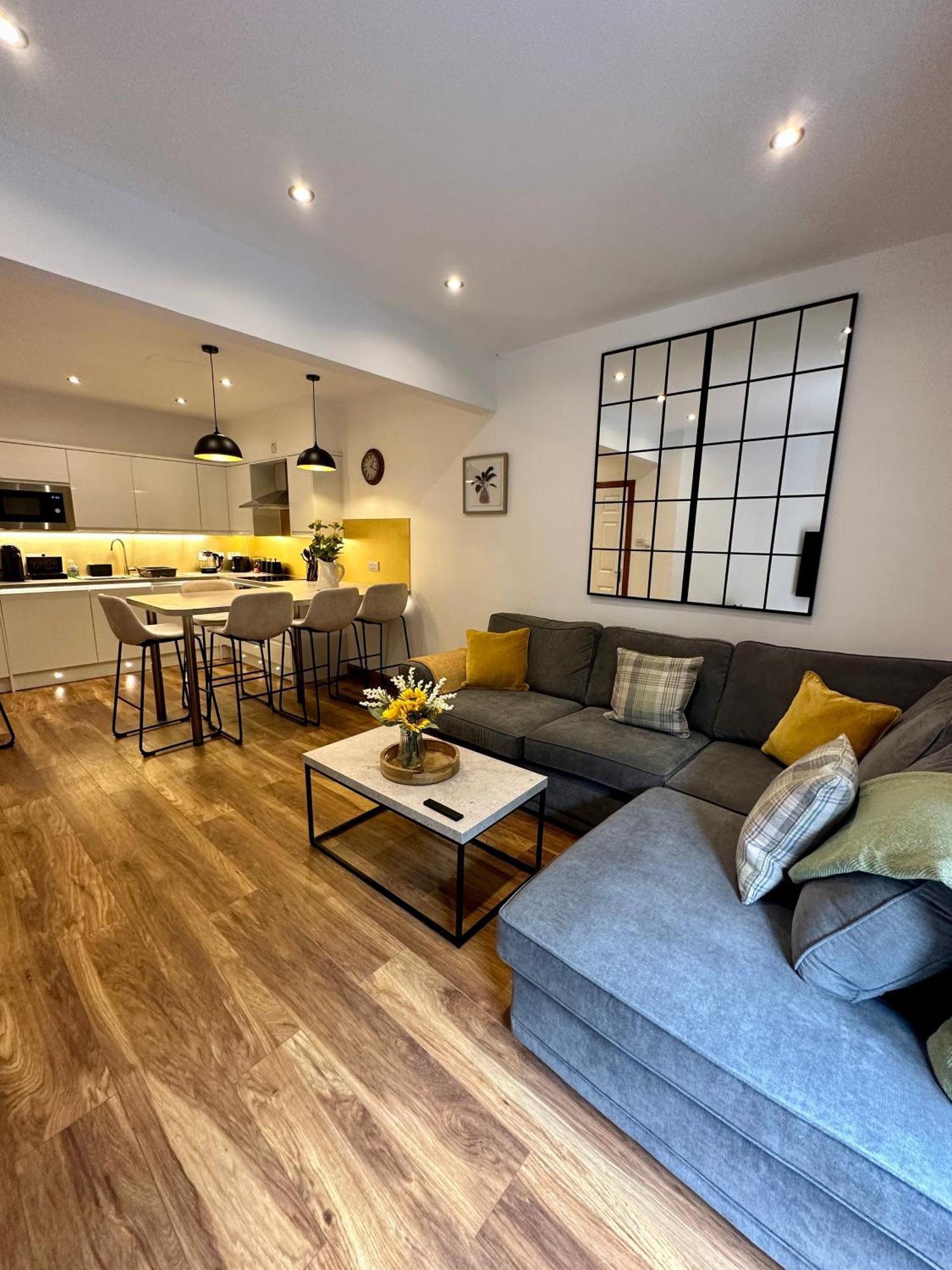 פורט ויליאם 2 Sheraton Apartments מראה חיצוני תמונה